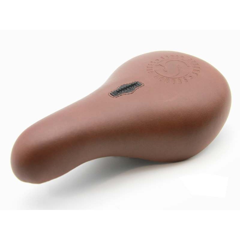 SUNDAY S Badge Seat Pivotal Brown