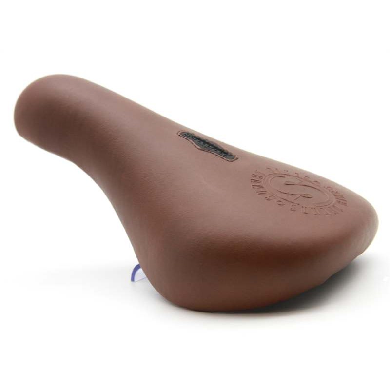 SUNDAY S Badge Seat Pivotal Brown
